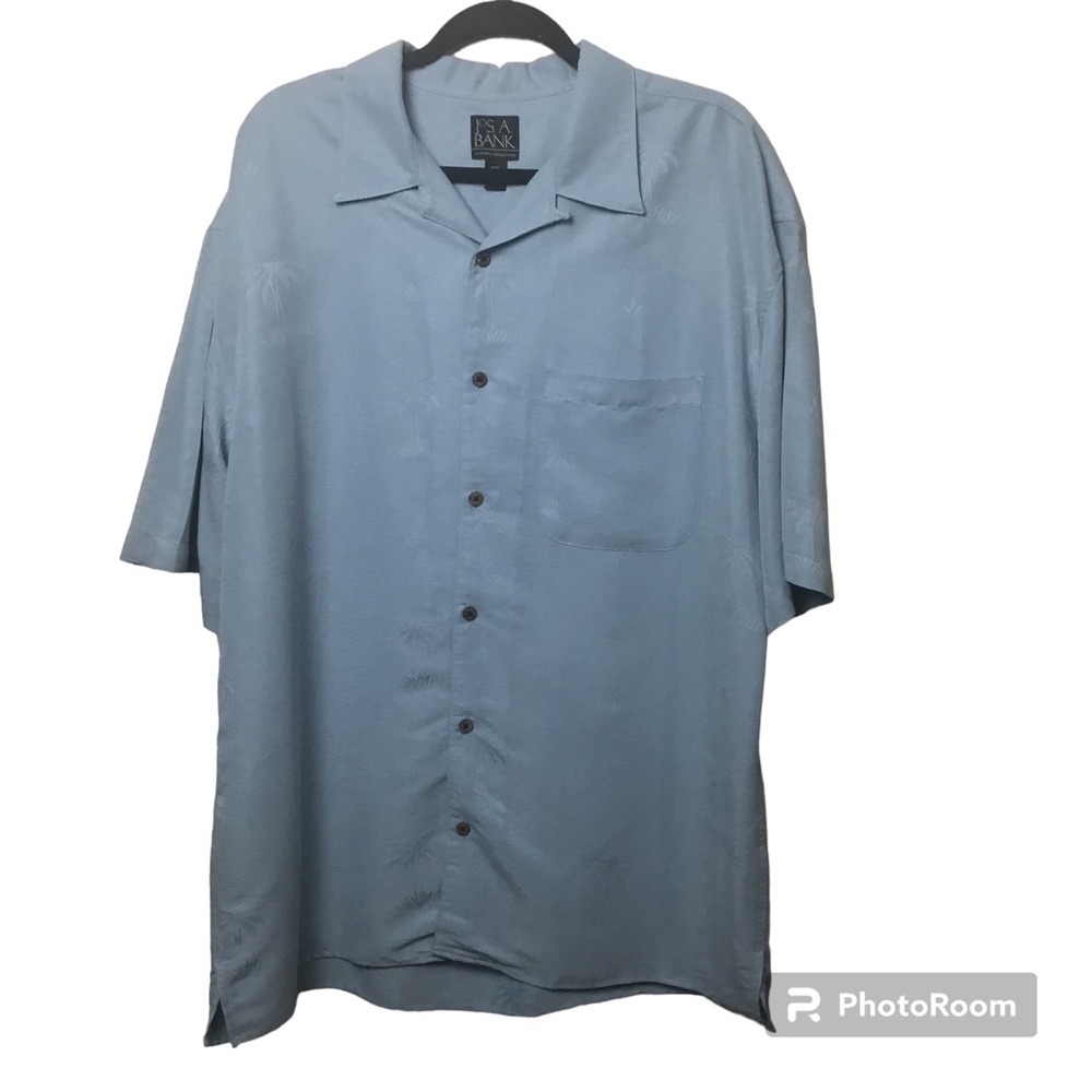 Jos. A. Bank blue short sleeve button up shirt palm tree pattern. XXL